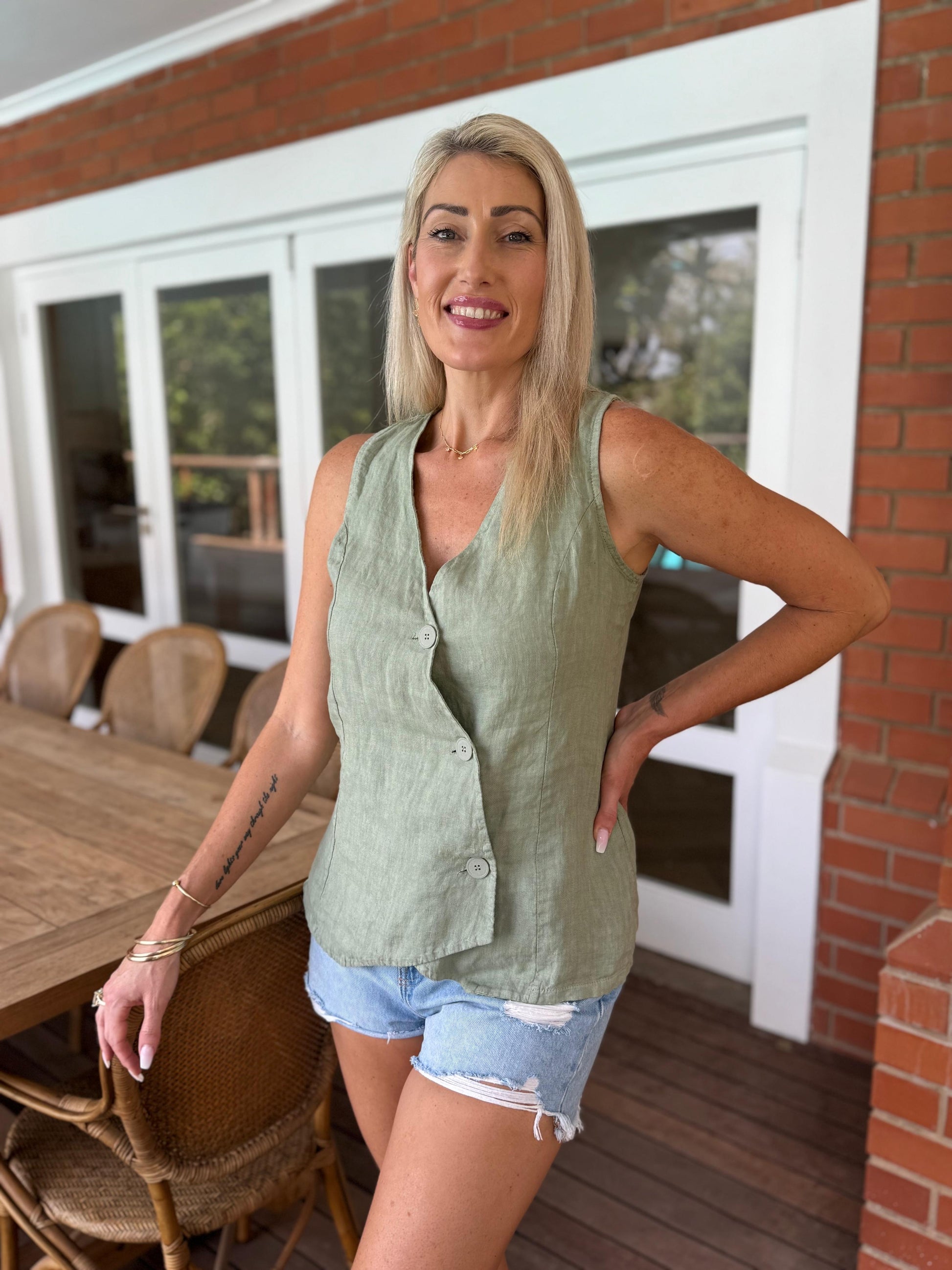 Darling Linen Waistcoat - Olive