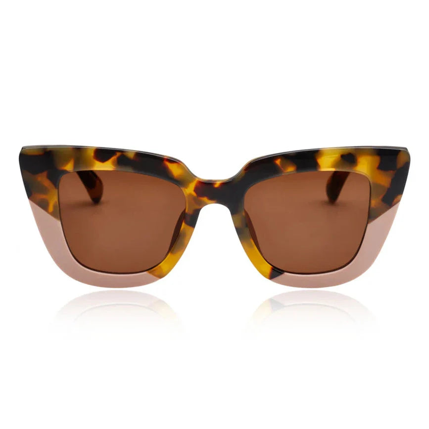 Oscar x Frank Fairfax & 3rd Blush Tiger Tort