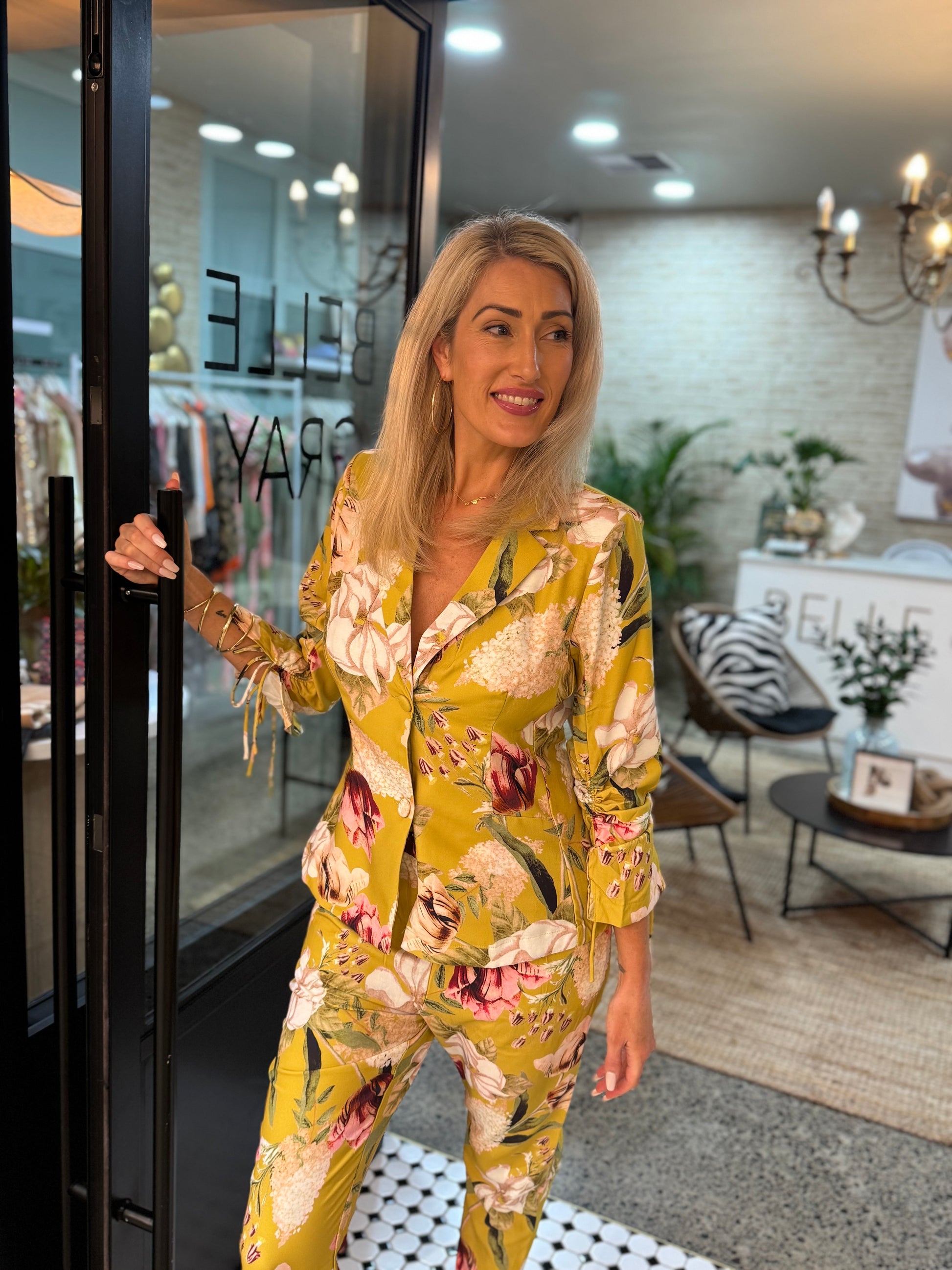 NEW !!! Verona Floral Suit Set