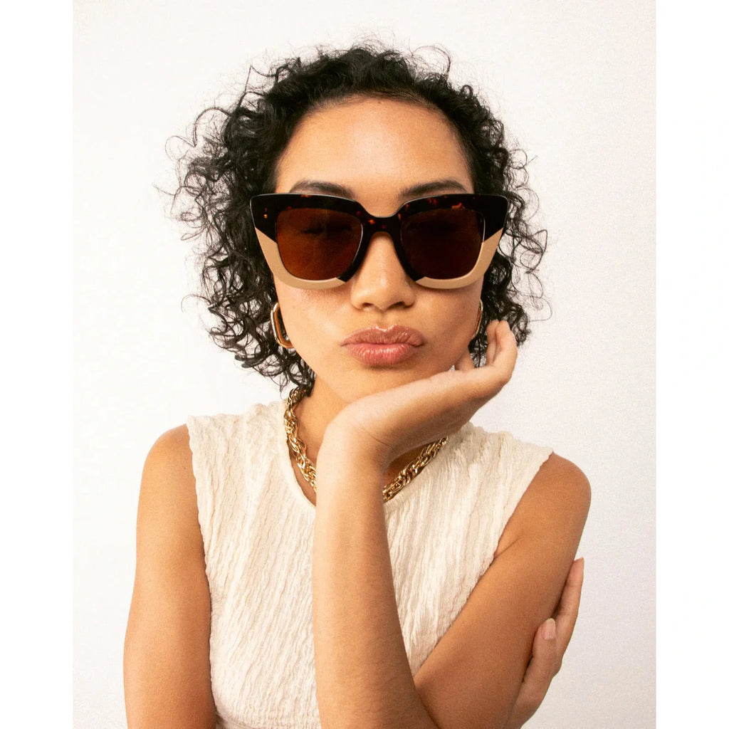 Oscar x Frank Fairfax & 3rd Tort Beige