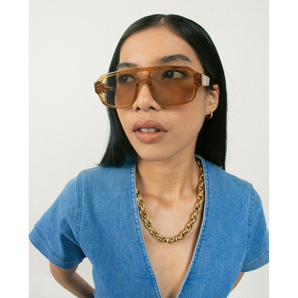 Oscar x Frank Makati Caramel / Gold Photochromic