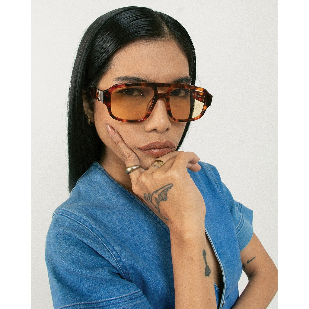 Oscar x Frank Makati Light Tort / Yellow Photochromic