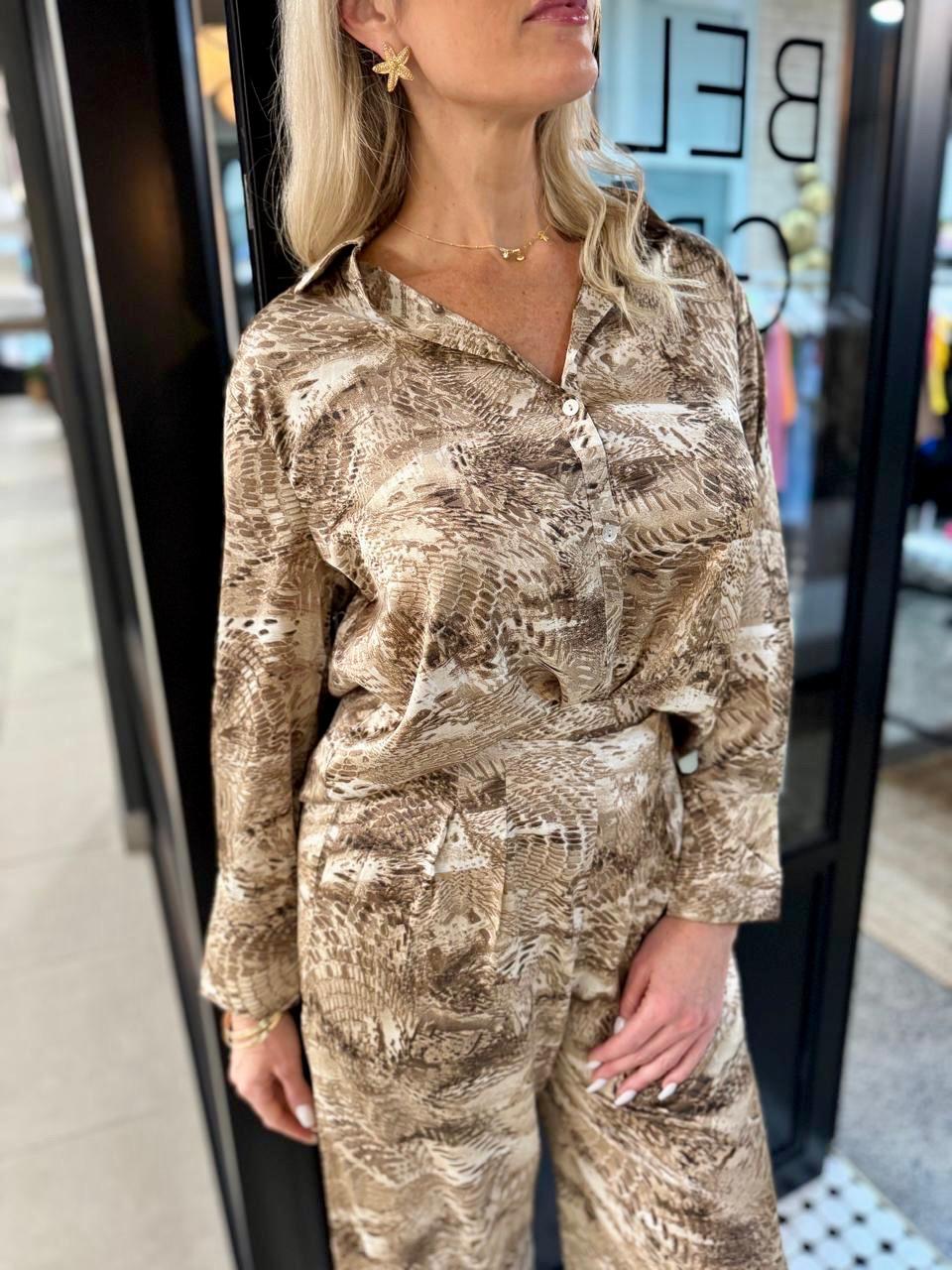 Florida Feathers Shirt & Pants Set